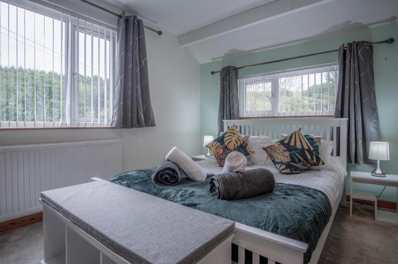 Tucking Mill - 3 Bedroom Holiday Home - Stepaside Stepaside  Exterior photo